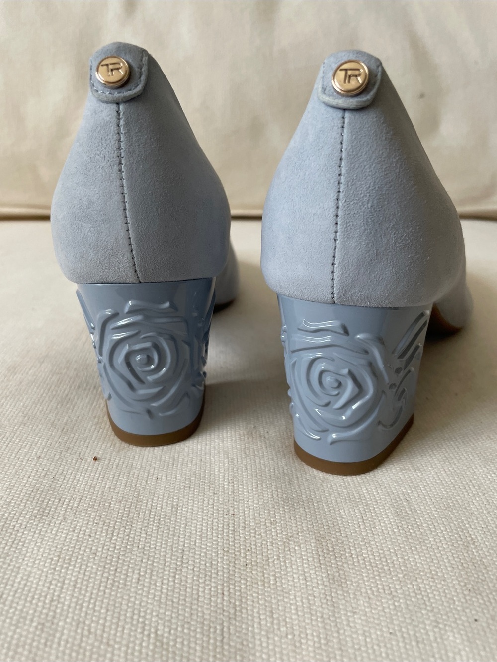 Taryn Rose Powder Blue Pointed-Toe Low Heel Pumps - Picture 3 of 7